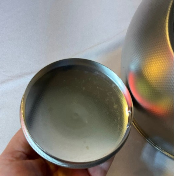 BonJour Italian Manufactured Stainless Steel Teapot Kettle Stovetop Kettle 2qt - Picture 6 of 10